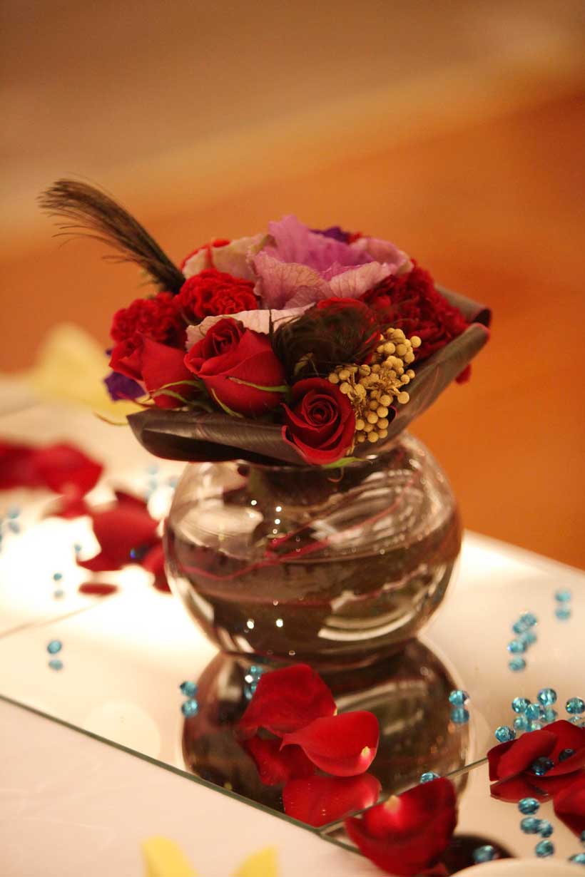 Wedding table decorations- red