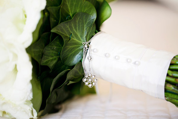 Bridal bouquet with pearls and jewellery