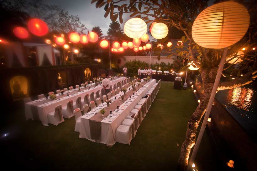 A Wedding Oasis Jess And Chris Bali Wedding Modern Wedding