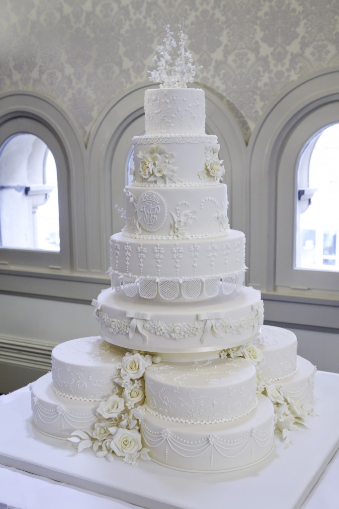Baroque Bistro - Royal Wedding Cake