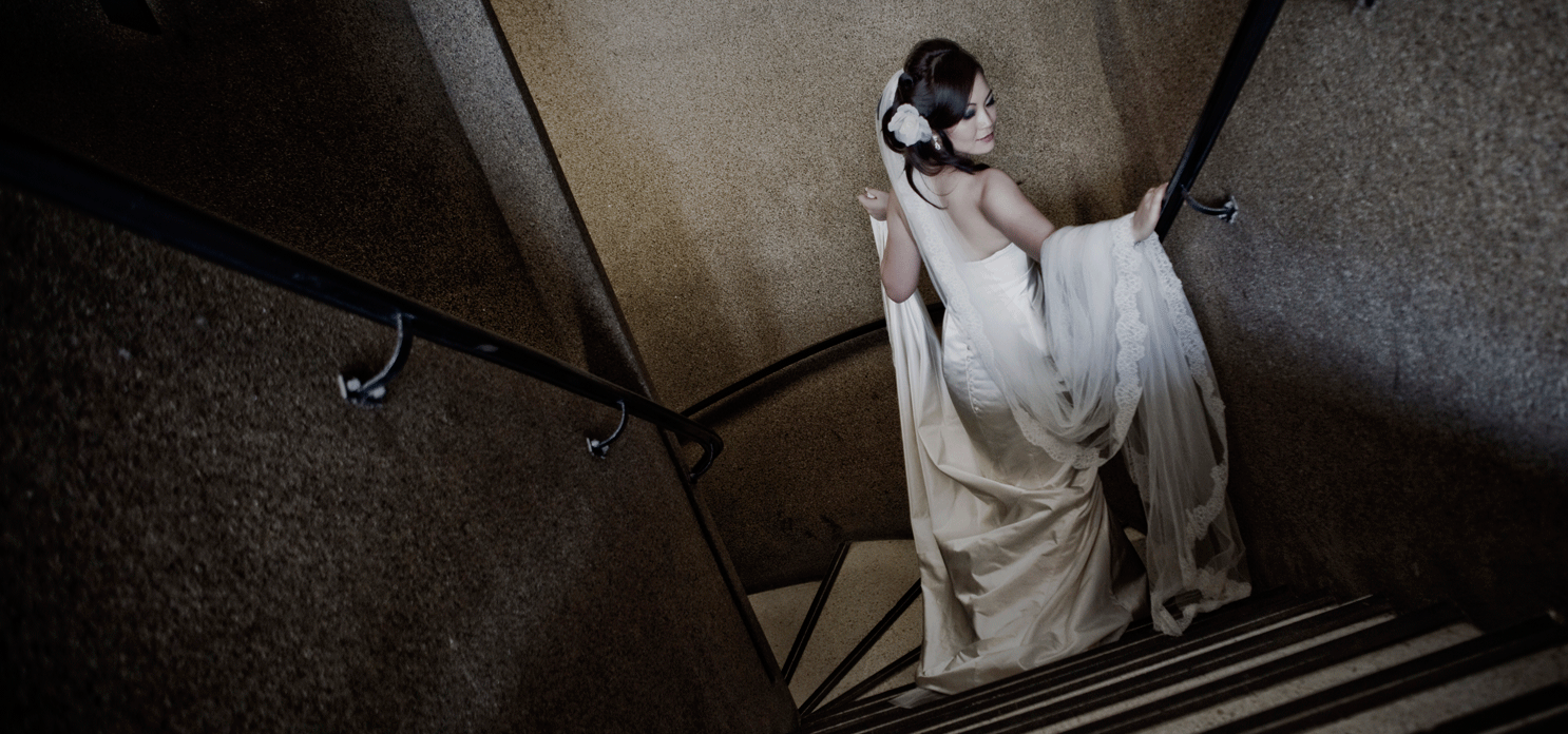 Bride in Caroline Castigliano gown