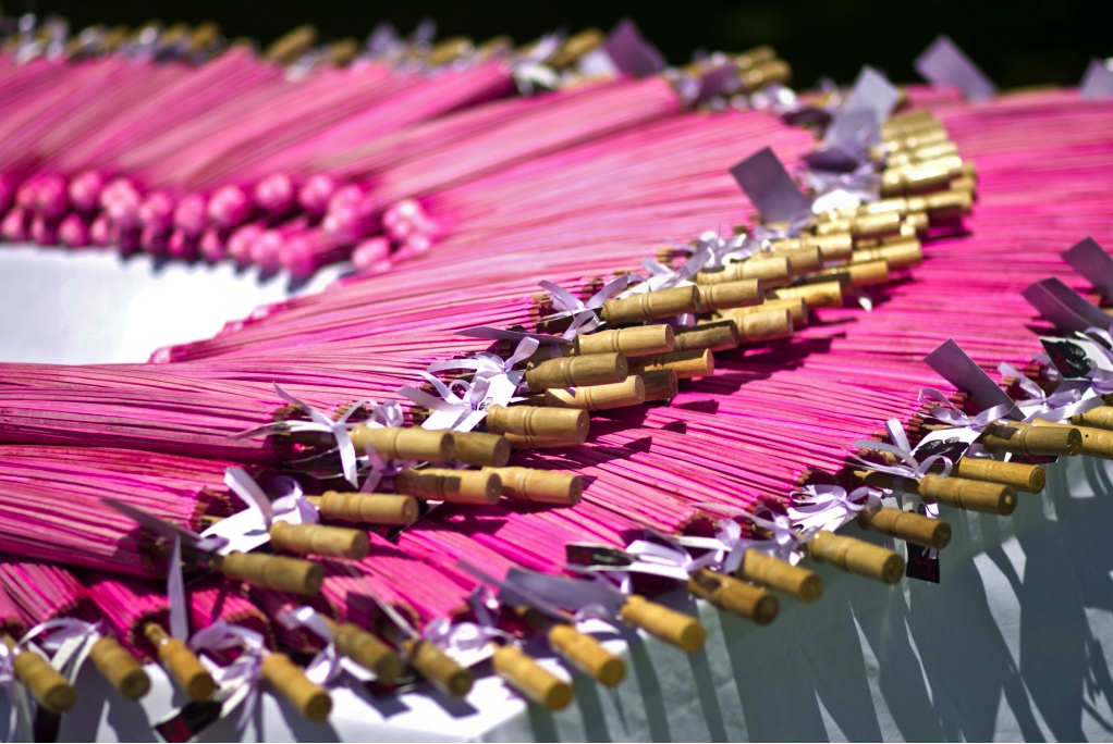 pink parasols for wedding