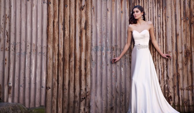 Photography Justin Aveling Lilli Marcs Gown