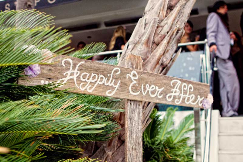 Tindale Images - 'Happily Ever After' sign