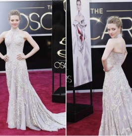 Amanda Seyfried in Alexander McQueen gown