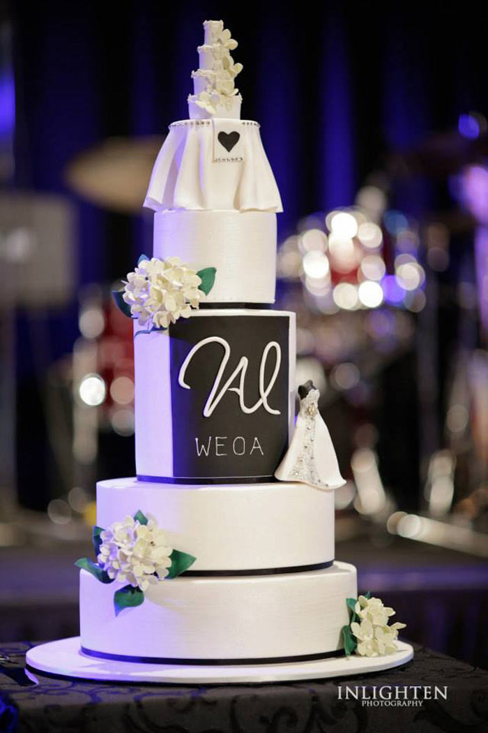 The-Stunning-Black-and-White-Cake-Celebrating-WEOA-Awards