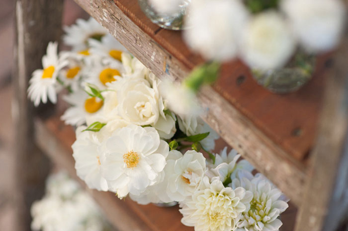 White-wedding-flowers