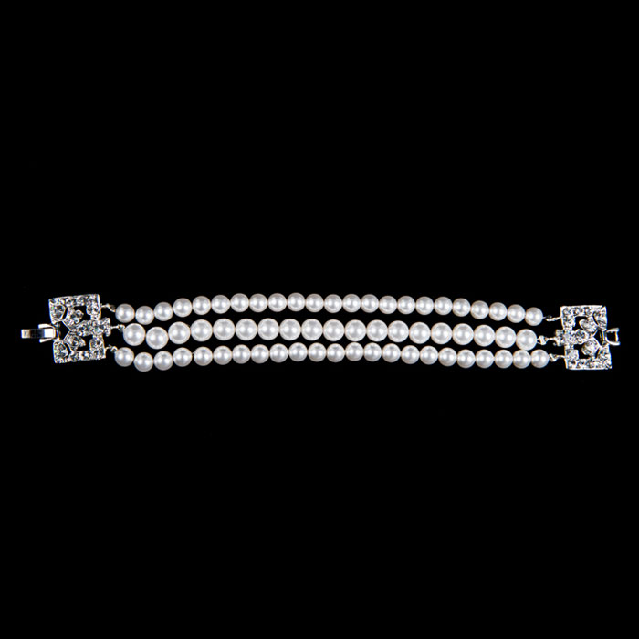 Stephanie Browne Wedding Accessories - Vivienne-Pearl-Bracelet