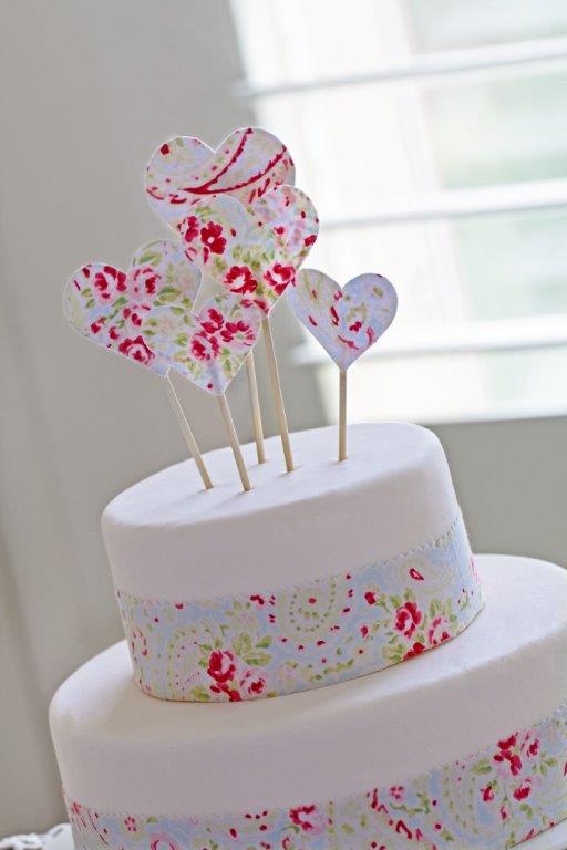 Wedding DIY heart cluster cake topper