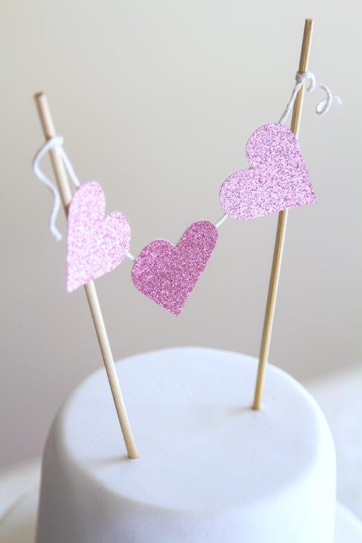 Wedding DIY - mini heart garland
