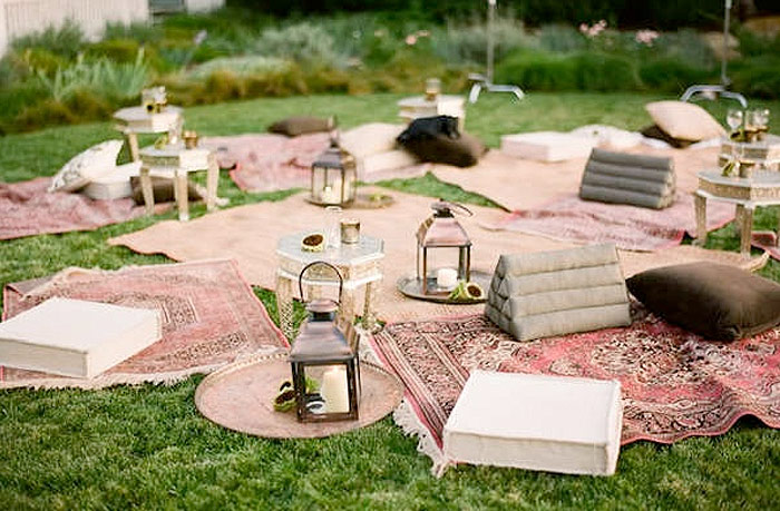 wedding-ceremony-picnic