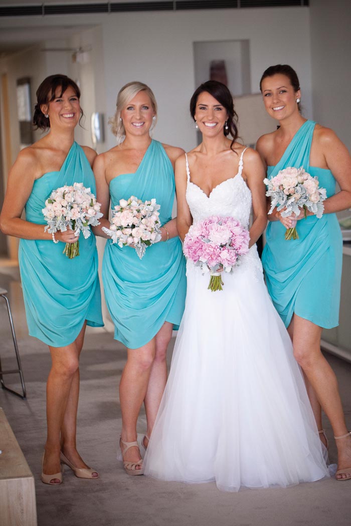 Bride-bridesmaids