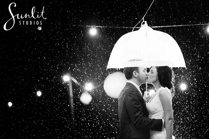 Wedding Photography Ideas - Rain Wedding Photos