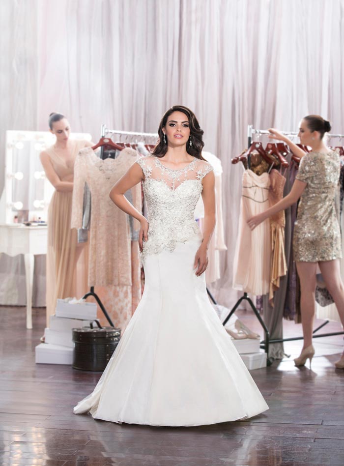 Roz la Kelin Wedding Dress Taylor