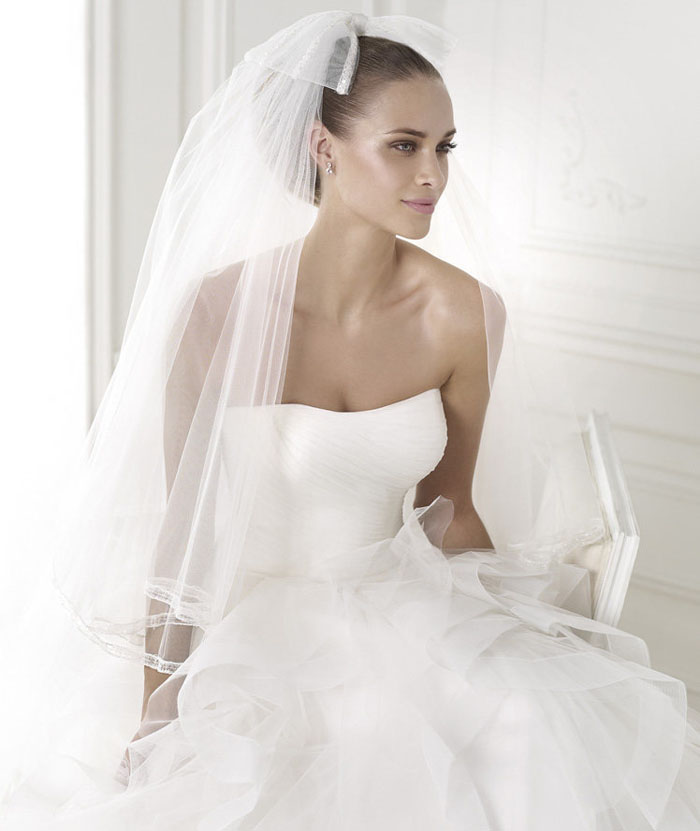 Pronovias 2015 Dreams Collection Belia Wedding Gown