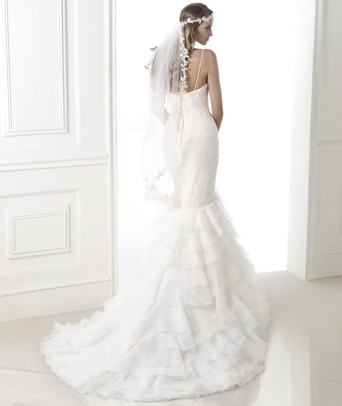 Pronovias 2015 Dreams Collection Belinda Wedding Gown