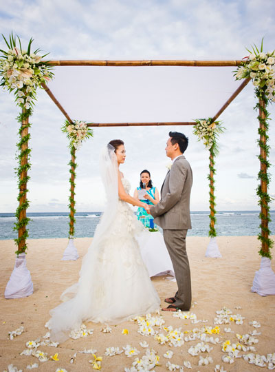 Destination Weddings Archives - Modern Wedding