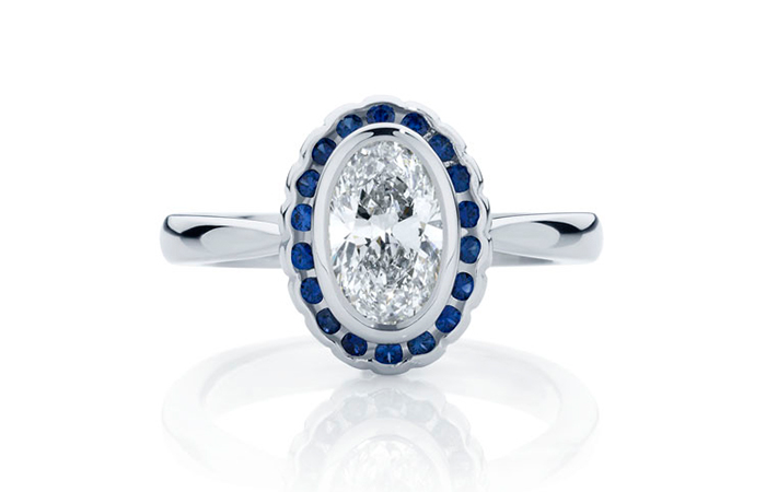 Diamond-Oval-Engagement-Ring