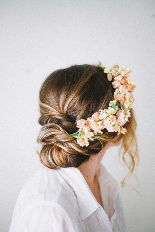 Wedding Hair Flower Ideas 9