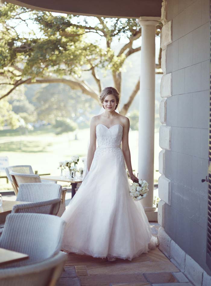 Luxury Wedding Style Delta Reveals Her Fifth All White Wedding Look - mek4m78