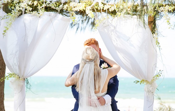 Beachside Wedding in Noosa