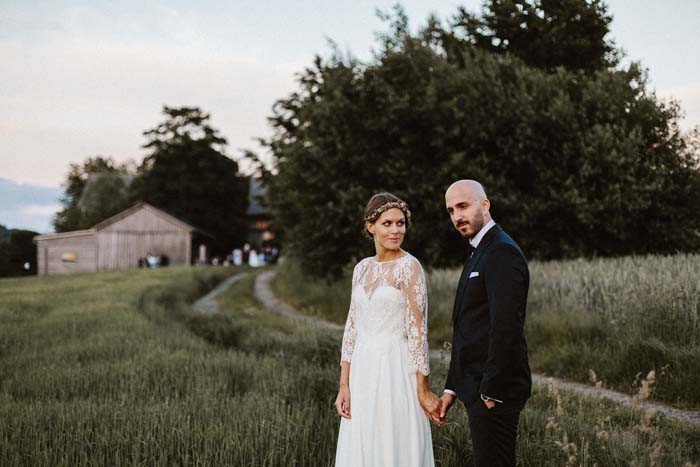 A Perfect Barn Wedding - Photography by Kevin Klein