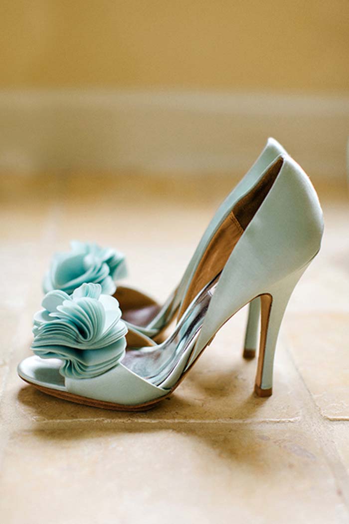 southern-wedding-aqua-heels-Badgley Mischka