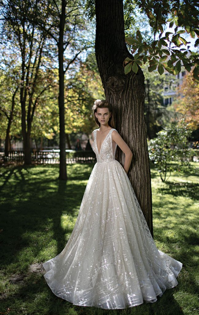 25 Spectacular & Sparkly Wedding Dresses - Modern Wedding