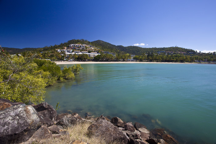 airlie-beach-accommodation-and-pioneer-bay