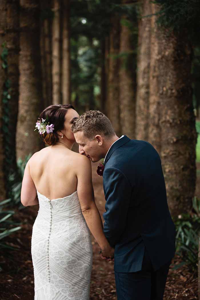 woodland wedding couple photos