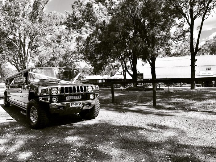 How to make the most out of your wedding hire car - Modern Wedding