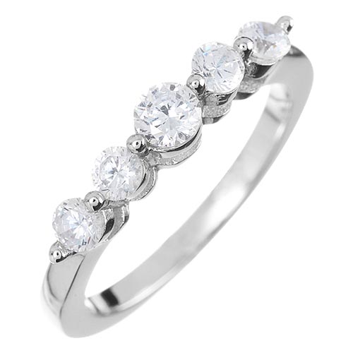Forever Promise Ring with 5 Zopius Diamonds