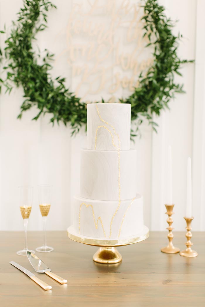 Ethereal Real Wedding Marble Cake