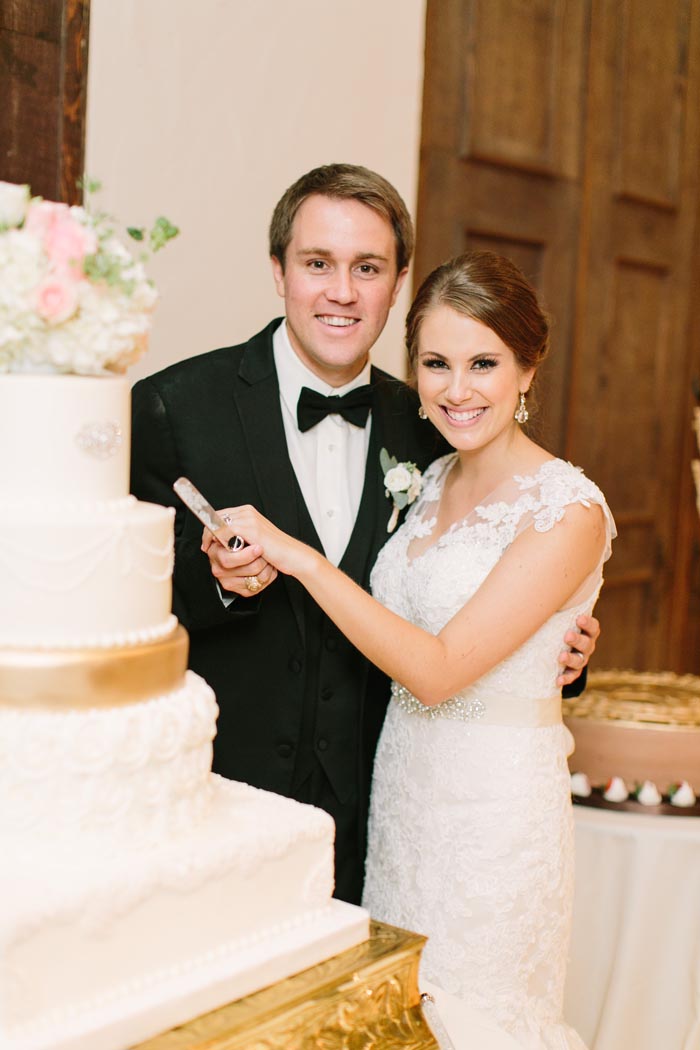 Timeless Wedding Texan Bell Tower Cake