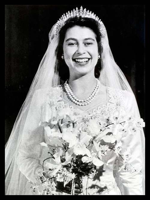 Wedding Queen Hairstyles