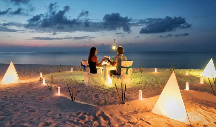 Top 10 Honeymoon Destinations For 2020 Modern Wedding Definition of honeymoon in the idioms dictionary. top 10 honeymoon destinations for 2020