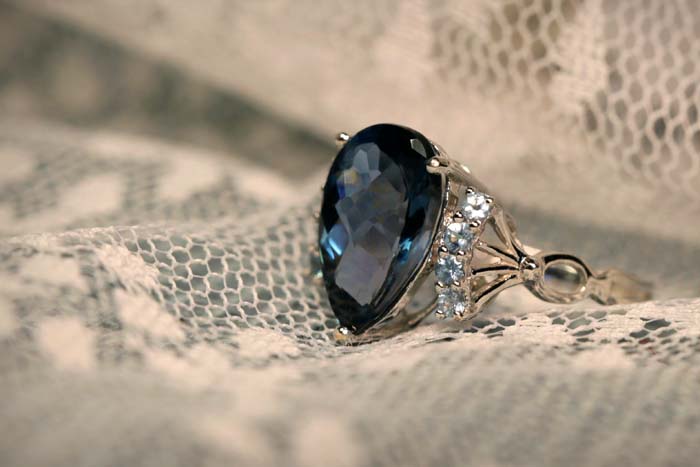 Confidently Wear Your Birthstone On Your Wedding Day