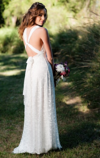 Goddess By Nature - Modern Wedding