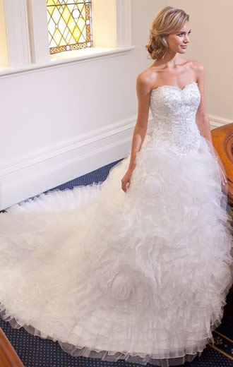 Kylie J Bridal \u0026 Formal - Modern Wedding