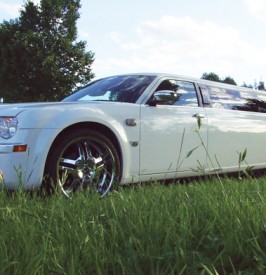 Wedding cars - Impressive Limousines 4