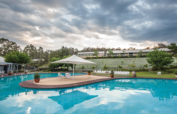 Cypress Lakes Resort - Modern Wedding